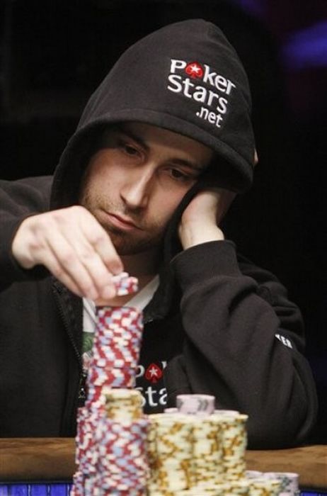 111jonathan_duhamel_poker_player