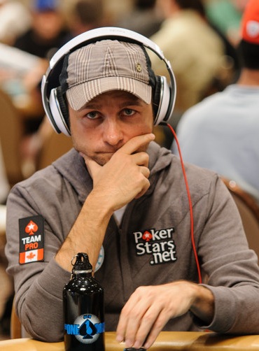 negreanu2