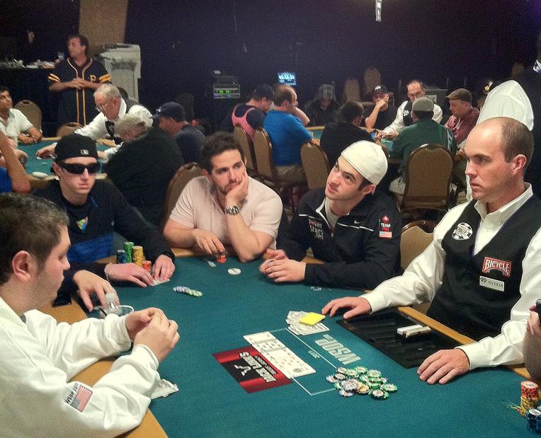 miltos_wsop_day1