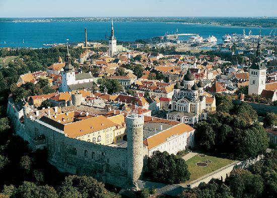 tallinn-old-town-toompea