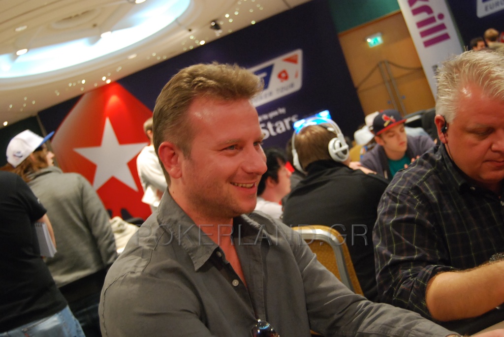 ept london day1a nanos