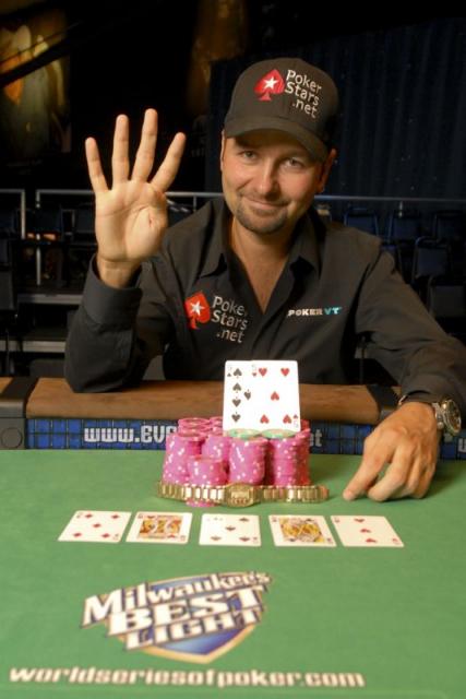 negreanu1