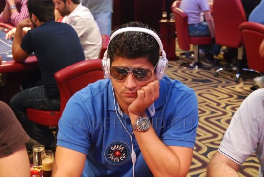 b_540_540_16777215_0___images_stories_nickakis2_goldbirthdaytour_5913784682_db1ef00ec1_b