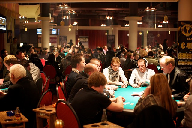 Montesino poker room